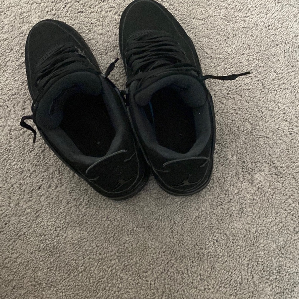 Jordan 4 black cats.